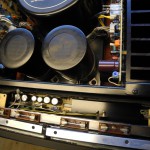 Accuphase E-305