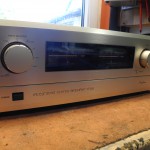 Accuphase E-305