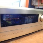Accuphase E-305
