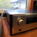 Accuphase E-305